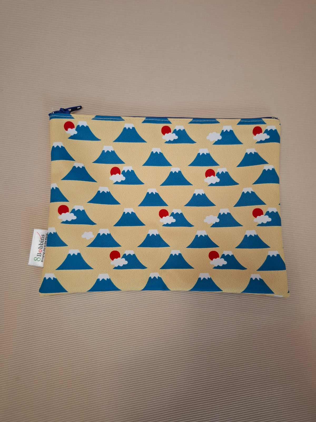 Mount Fuji Sunrise Zippered Pouch (24cm × 20cm)